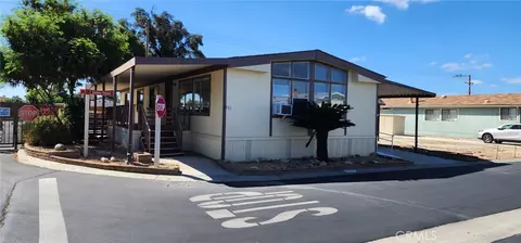 1300 W Menlo #193, Hemet, CA 92543