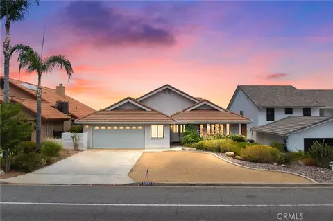 22572 Canyon Lk S, Canyon Lake, CA 92587