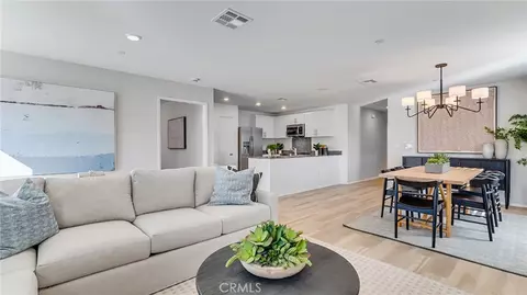 14193 Clemson St, Hesperia, CA 92345