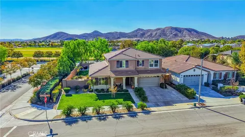 28079 Millstream Ct, Menifee, CA 92585