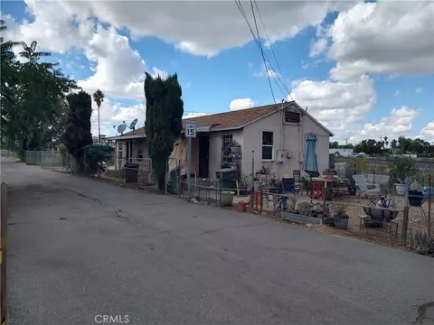 182 State St, Perris, CA 92570