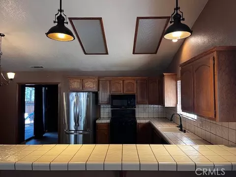 Kitchen - 1064 Pine, Big Bear City, CA 92314 photo 8 of 8
