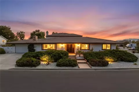 12707 Fairway Rd, Victorville, CA 92395