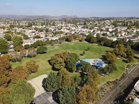 View/Area - 39779 Oak Cliff Dr, Temecula, CA 92591 photo 2 of 9