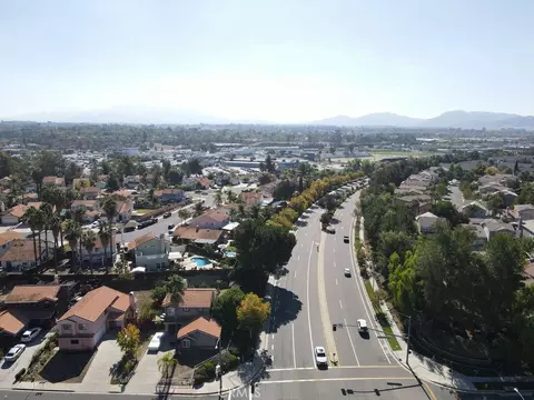 View/Area - 39779 Oak Cliff Dr, Temecula, CA 92591 photo 4 of 10
