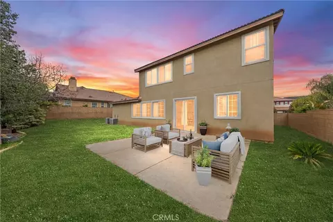 31637 Meadow Ln, Winchester, CA 92596
