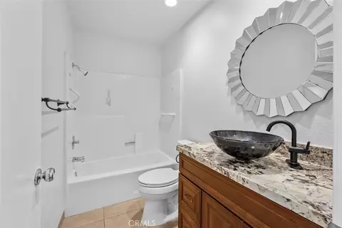 Bath - 4346 Los Padres Dr, Fallbrook, CA 92028 photo 1 of 2