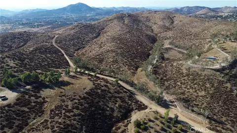 0 Intrepid, Temecula, CA 92544 photo 2
