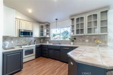 3342 Silver Oak Ln, Vista, CA 92084