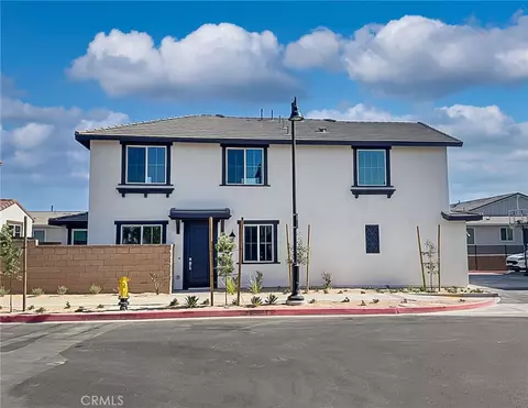 16617 Shallot St, Fontana, CA 92336