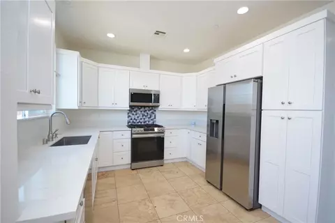 436 Avalon, Vista, CA 92084