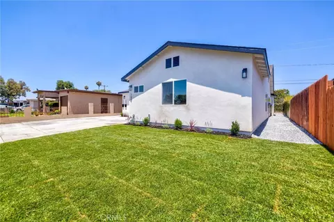 1601 W 165th St, Compton, CA 90220