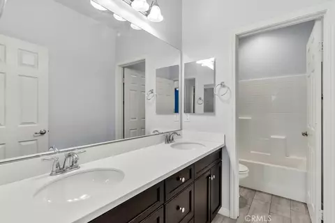 Bath - 24038 Montecito, Wildomar, CA 92595 photo 4 of 5
