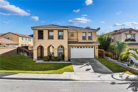 812 Salinger Pl, San Jacinto, CA 92583