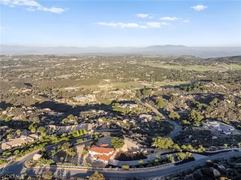 41950 Hacienda Dr, Murrieta, CA 92562