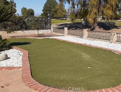 Exterior - 1484 Pepper Tree Dr, Hemet, CA 92543 photo 5 of 6