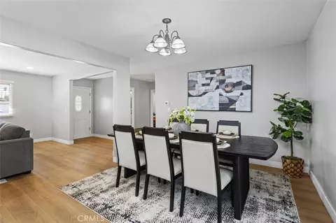 Dining - 123 E Wilson, Orange, CA 92867 photo 4 of 5
