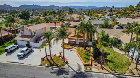 29871 Sloop Dr, Canyon Lake, CA 92587