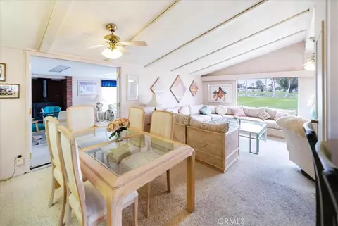 32617 Chiricahua Dr, Thousand Palms, CA 92276