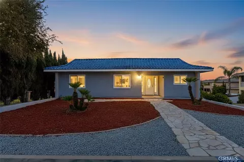 22552 Canyon Clb, Canyon Lake, CA 92587