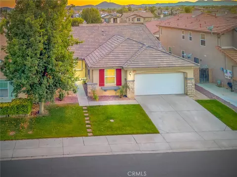 29715 Cottonwood Cv, Menifee, CA 92584