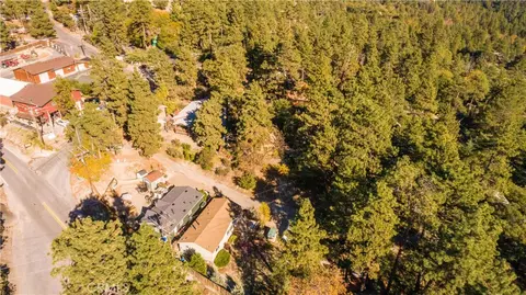 View/Area - 23700 Clement Way, Idyllwild, CA 92549 photo 3 of 7