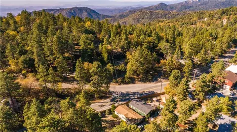 View/Area - 23700 Clement Way, Idyllwild, CA 92549 photo 5 of 7