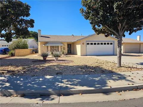 905 Raquel Ct, Hemet, CA 92545