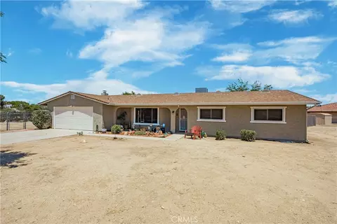 18912 Shoshonee Rd, Apple Valley, CA 92307
