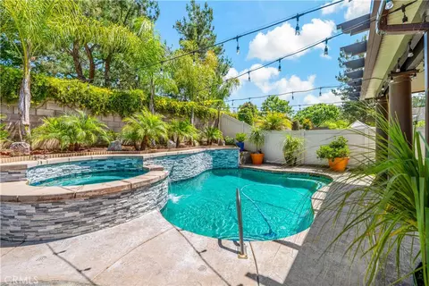 46382 Lone Pine Dr, Temecula, CA 92592