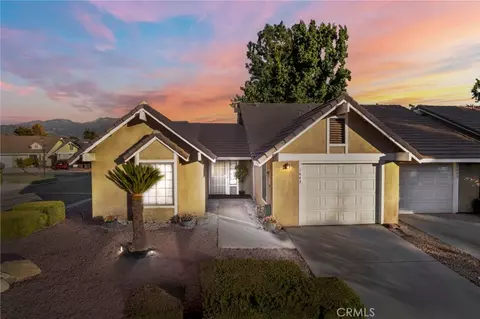 1443 Bunker Hl, San Jacinto, CA 92583