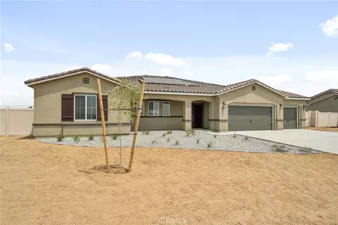 14829 Desert Lily Ct, Apple Valley, CA 92307