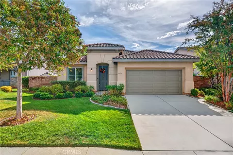 31619 Umbria Ln, Winchester, CA 92596