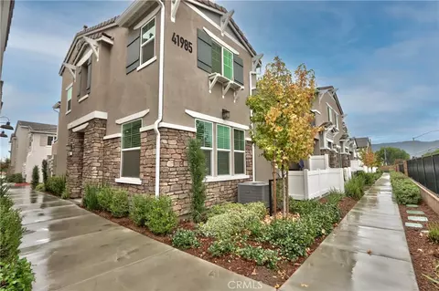 41985 Emelia St #301, Murrieta, CA 92562