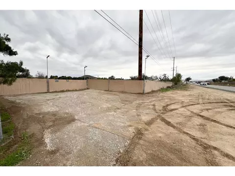 33761 Leon Rd, Winchester, CA 92596