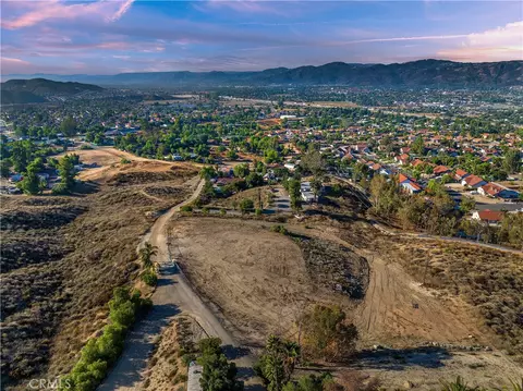 33123 Via Margarita St, Wildomar, CA 92595