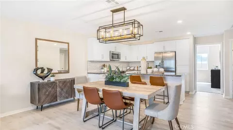 19128 Chestnut Grove Ct, Riverside, CA 92507