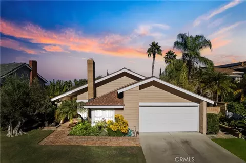25556 La Mirada St, Laguna Hills, CA 92653
