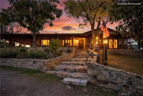 17705 Rodeo Rd, Lake Elsinore, CA 92530