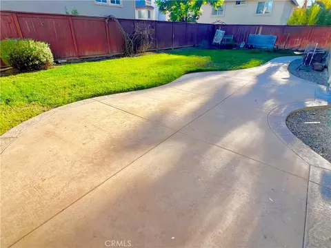 Exterior - 27145 Cherry Grove Ct, Temecula, CA 92591 photo 9 of 16