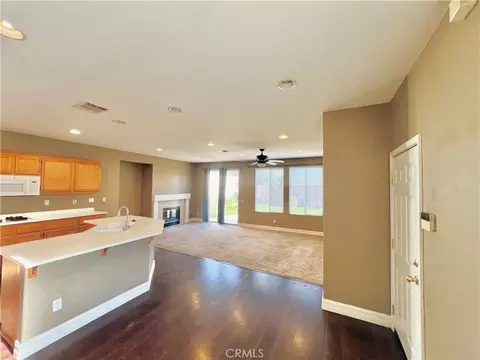 Living - 27145 Cherry Grove Ct, Temecula, CA 92591 photo 9 of 11