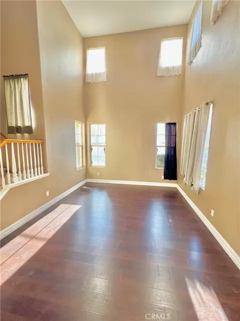 Living - 27145 Cherry Grove Ct, Temecula, CA 92591 photo 2 of 11