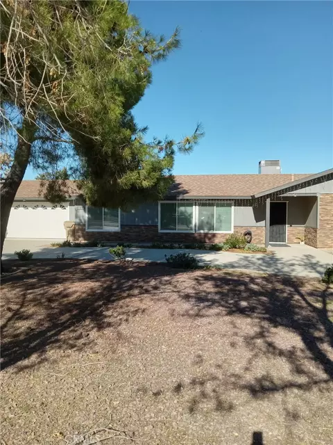 18102 Hinton St, Hesperia, CA 92345