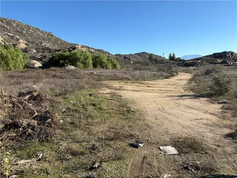 32302 Highway 74, Hemet, CA 92545