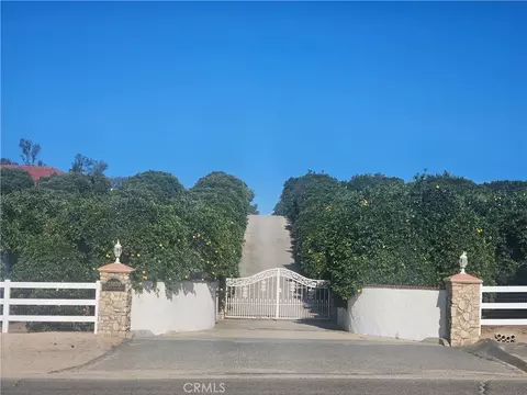 35870 Pauba, Temecula, CA 92592