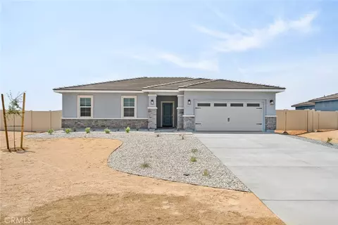 14896 Desert Lily Ct, Apple Valley, CA 92307