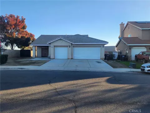28455 Red Apple Rd, Menifee, CA 92585