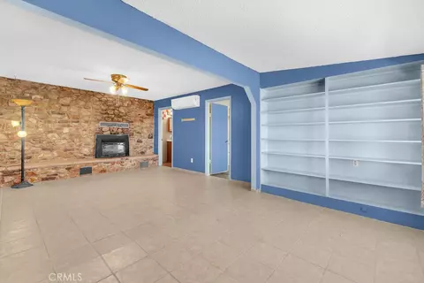 Living - 1998 Cambria Ave, Landers, CA 92285 photo 2 of 9