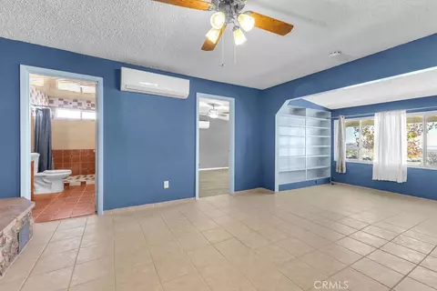 Living - 1998 Cambria Ave, Landers, CA 92285 photo 7 of 9