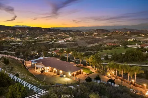40055 Valle Vis, Murrieta, CA 92562